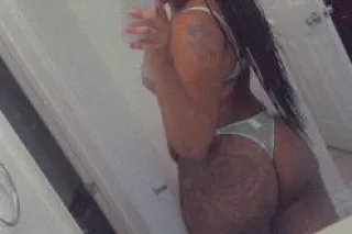 Can you handle this 💦😻 - Image 1