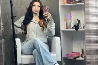 😍Sexy Seductive Snowbunny with thick juicy ass and wet creamy pussy💦 CONTENT AND FACETIME SHOWS ONLY RN💋 - Image 1